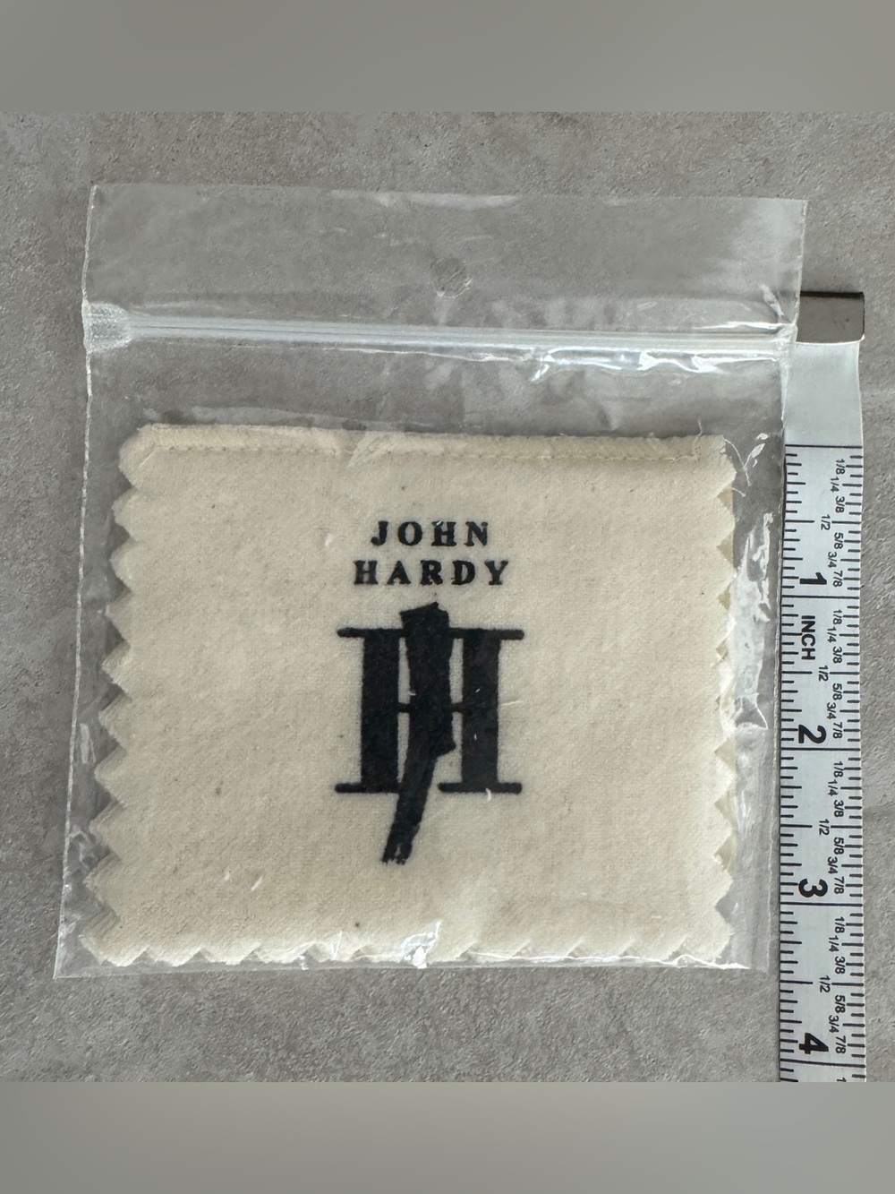 John Hardy Cream 8 Piece Polishing Cloth with John Hardy Logo - Picture 3 of 5